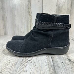 Clarks Women's Cora Braid Boot‎ Ankle, Black Suede #486
